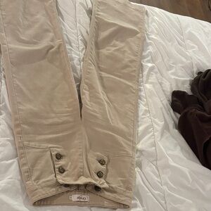 Off-White Buttoned Pants